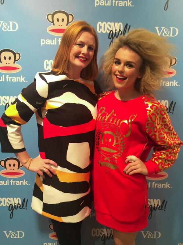 Tallia_Storm's tweet image. Had the best fun performing at #PFModel4ADay @paulfranktweets @Cosmogirl_NL With the lovely editor Marie Ke 😍❤️