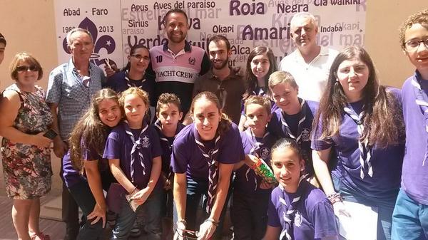 Luis_Verde's tweet photo. Gran ambiente en la verbena en la verbena solidaria!! #preciospopulares #venycolabora @enriquerf89 http://t.co/2EJZYUehO4