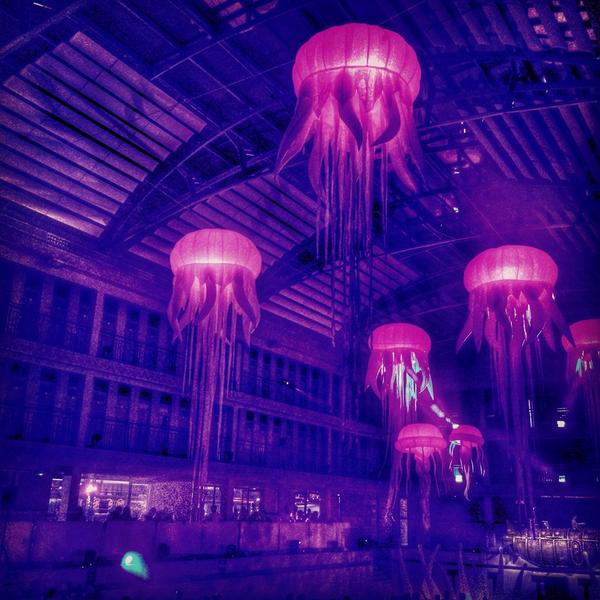 bodyandfly's tweet photo. Sublime! #Underwater #Underwater2 @wearetheoracle #wato #partying #fun #instaparty #instafun #bestoftheday http://t.co/Lmv2bIypED