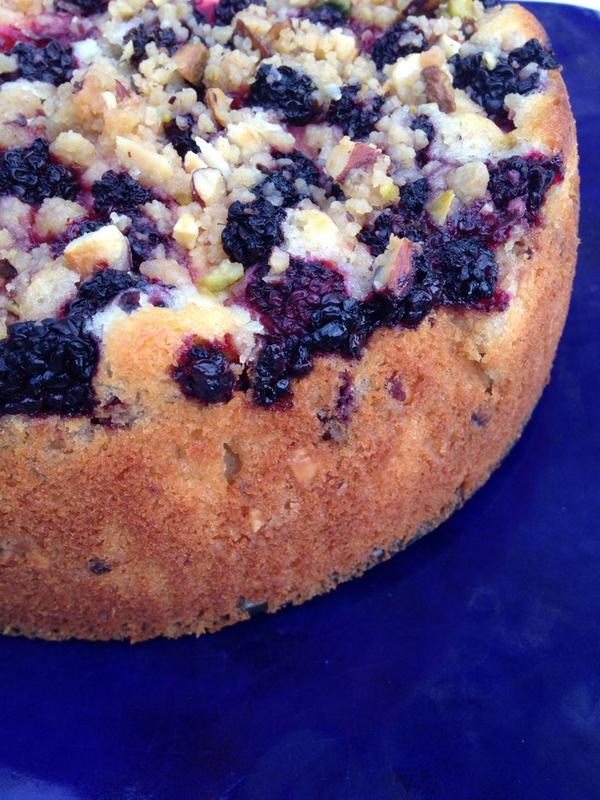Sumptuous Blackberry and Apple Crumble cake...love seasonal produce from the garden #BNI Ascot