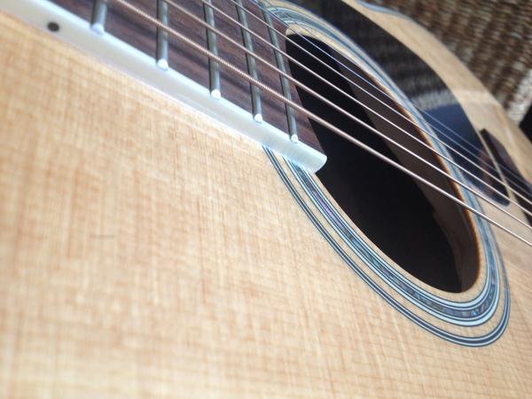 BigBlocksStudio's tweet image. Enregistrement de la guitare acoustique &amp;gt; un nouveau morceau  à venir  #studio #enregistrement #musique #guitare