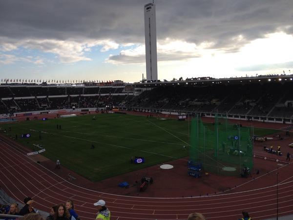 JoronenReetta's tweet photo. Ruotsiottelu✨✨✨ #suomivoittoon #hyväsuomi http://t.co/UXvHuzUx8R