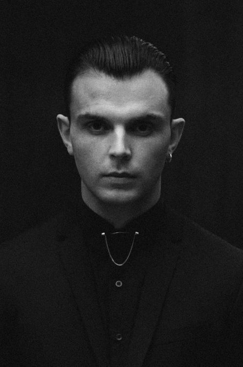 Happy Birthday to the wonderful Theo Hutchcraft . One half of my favourite band :) 