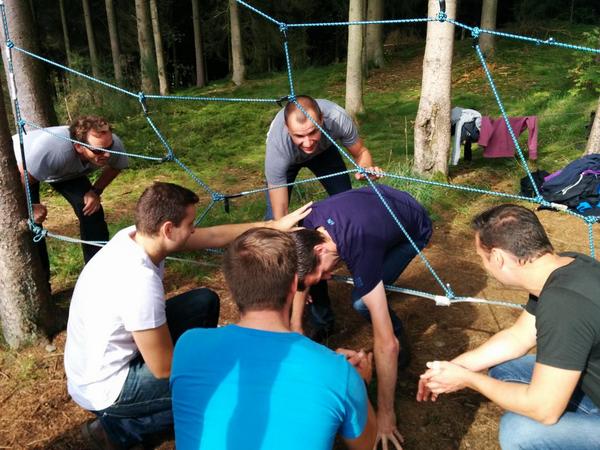 MobileCronos's tweet photo. @wimtobback kroop vandaag door de mazen van het net #MobileCronos @CronosGroep http://t.co/hawyVv8ixe