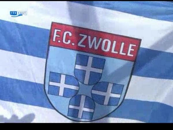 WietzePostma's tweet photo. Ondanks onze oude @fczwolle vlag, toch nog @tvoost gehaald! http://t.co/wwh8StohDd http://t.co/OtY9roB8vy