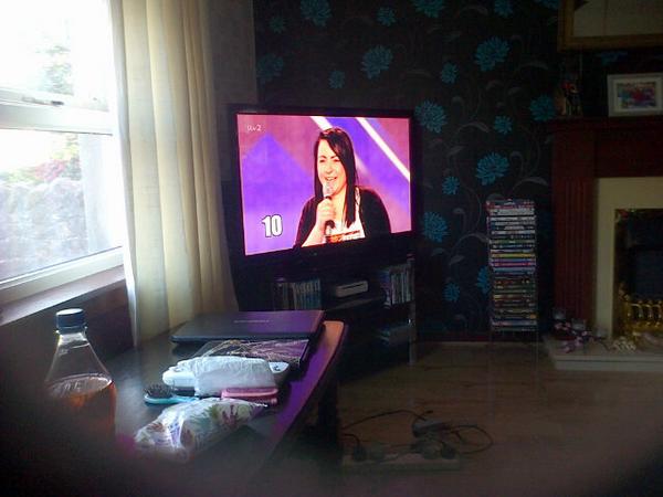 mel_26896's tweet photo. @lspraggan watching your audition on xfactor your beauitful love you lucy please tweet me back xoxoxoxoxoox http://t.co/uY8OzCwkrT