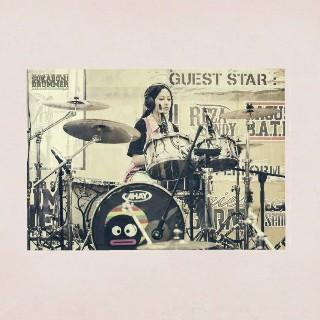 ariesgarasi's tweet photo. Melva sukabumi drummer http://t.co/Ec5UYH3A8P