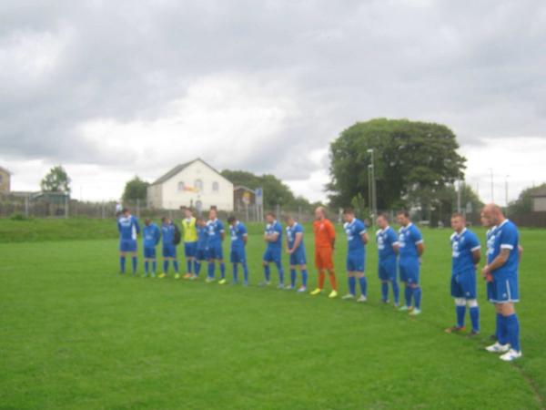 CefnHengoedFC's tweet photo. Nice to see local teams holding a minute   silence for Jake Sweeney today 👍 on behalf of us and @BrithdirAFC #RIP http://t.co/29cIOEJXGH