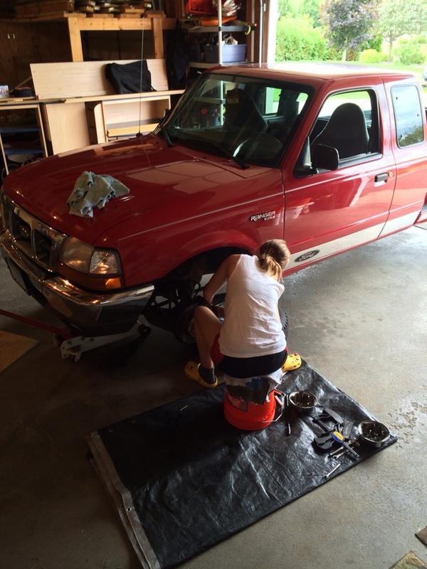 CallmeSkarie's tweet photo. Courts first brake pad job. #Rockstar #supermechanic http://t.co/NkUNPcqNTw