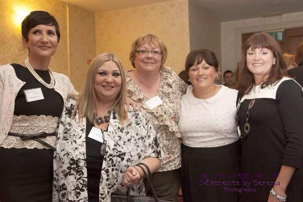 BlueIrishAngel2's tweet photo. Hanging with the #Girls @bizactiongroup #baglaunch #bizaction fab pics by @momentsbyserena 😘😘👏👏 http://t.co/H2eXoJ1Abk