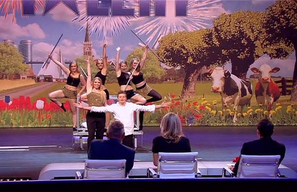 hgt_nl's tweet photo. Of het nou goed was of niet, #Mattijs en zijn assistentes maakten er wel een show van! Wat vond jij? #HGT http://t.co/tFufLOxMjX