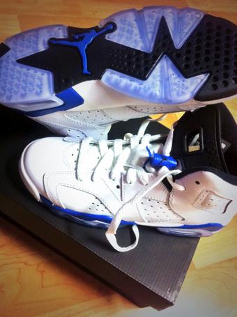 Watch Lezzy Lez's leaked NSFW photo on TwXstars