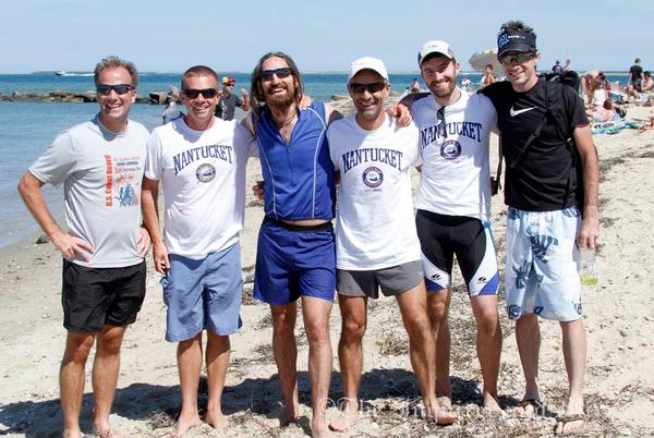 JPowersIM's tweet photo. 1st-place relay team Plover Express in the  #Nantucket Rock Run around-the-island race Sat. @manfromack #therockrun http://t.co/yqDtUhWmep