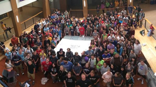 rjholmesleopold's tweet photo. Welcome new @CornellCollege students! #NSO2014 #BestYearEver http://t.co/94jeaDmG2c