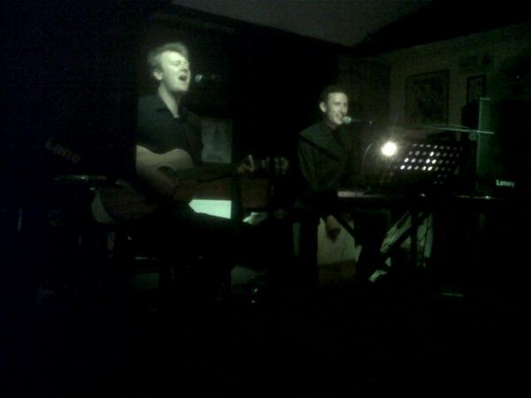 <a href="/yeslaurie/">laurie illingworth</a> &amp;@ClassicSnell aka 'Jackknifed Laurie' at <a href="/GeorgeDragonBel/">George Dragon Belper</a> now...#rhiannon