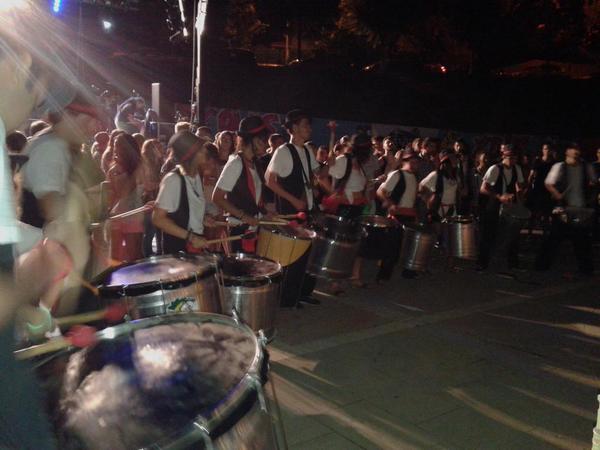 espaicanyajove's tweet photo. @Batuketumba molt forts a barraquessqv #NoEstabaMuertoEstabaDeBarracas http://t.co/fKqYc39Lt5