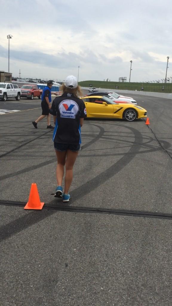 Chelle335's tweet photo. So this happened today. Got to drive my dream car #vette #2014corvette http://t.co/y5F8GNVAKJ