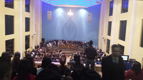 advisori's tweet photo. Sede do setor 27, congresso de irmãs uma bênção, os louvores estão lindos....só glória. http://t.co/jhyzlVXNU8