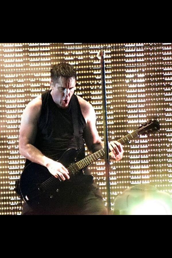 NinzyZ28's tweet photo. @purplecircle8 @dandydon1980 #NINfinity #NIN #NINLove #4EverNIN #TrentReznor #NineInchNails http://t.co/I7VzX0wtGV