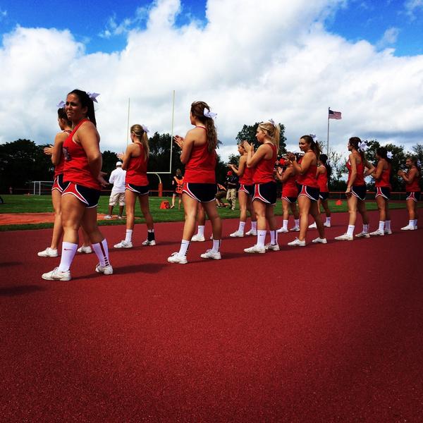 SEHSCoedCheer's tweet photo. Congrats to the @sehsstormfb for the win today!!! Glad we could make it to the game! #STORM http://t.co/QUiJU3RXpM
