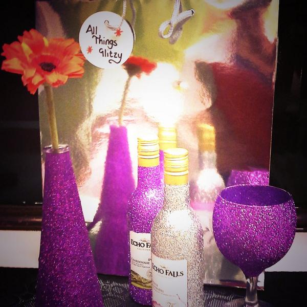 Allglitzythings's tweet photo. Glitzy vases! Get in touch to order yours :) http://t.co/gU8Oe0Vz0f