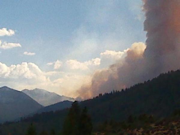 chilewildfires's tweet image. The NW Fire Blog @nwfireblog  30 de ago.
#JulyComplex Add'l #fireimages by Donnie Davis
- 12 Helos
- 30 Water Tenders