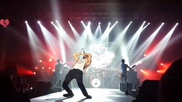 Thank you from the bottom of our hearts! @bazookarocksph  @PULPLiveWorld #BazookaRocks3 #brickcitynoise