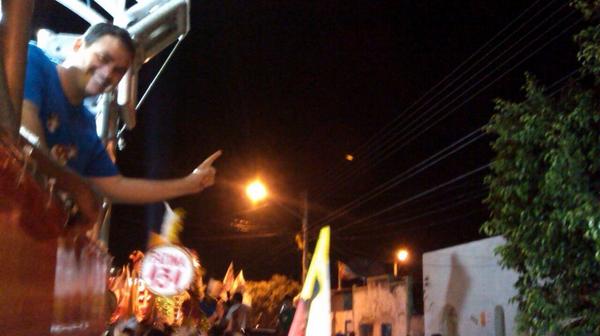 BetoRosado's tweet photo. Carreata Liderados pelo povo fazendo uma belíssima festa nas ruas do bairro Boa Vista.
#OTrabalhoContinua
#Vote1111 http://t.co/ZMGTrb5hVP