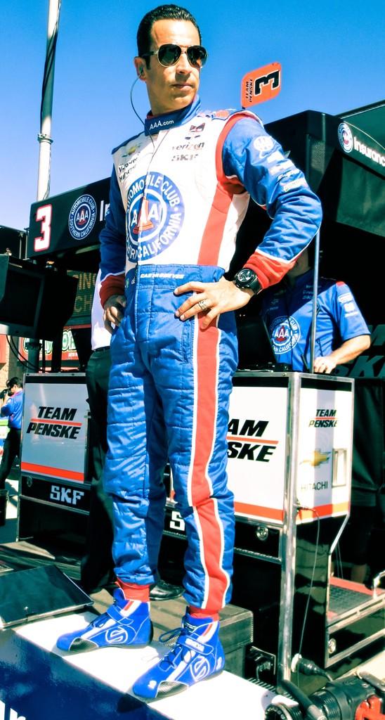 LAPIZTA's tweet image. Wishing @h3lio good luck tonight as we race for the #IndyCar championship! #timeitright #MAVTV500 #RT