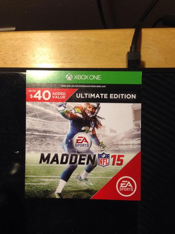 Cali_vx's tweet image. First giveaway! RT &amp;amp; Follow to enter! It's the code for 10 Weeks of free Packs (3 a week)! 🏈