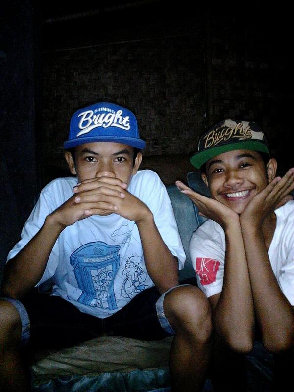 <a href="/ShiningBrightTM/">shining BRIGHT!</a>  cool