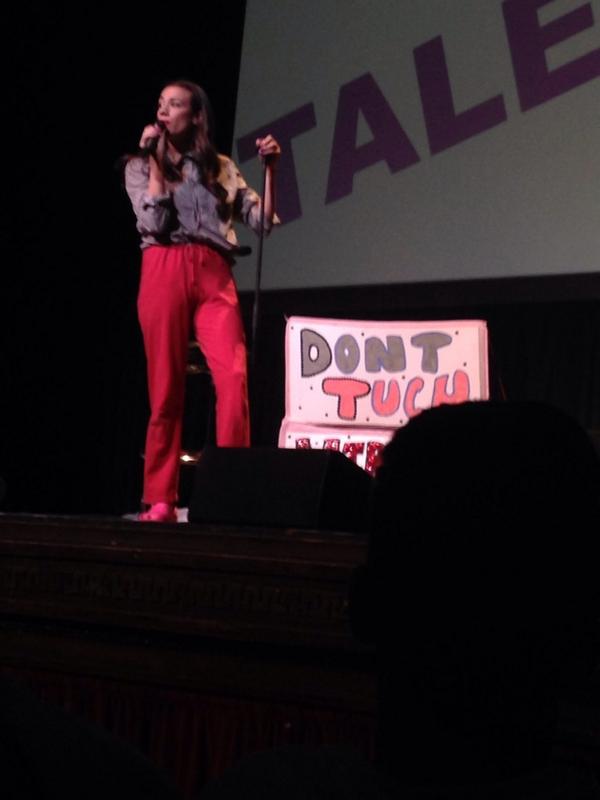 brooklin2727's tweet photo. #MirandaSingsWinnipeg @MirandaSings http://t.co/azsAbdJOgC