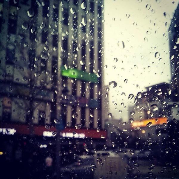 bothxxnim's tweet photo. ..rainy night.. #イトゥクコスプレ #モヤモヤグラム #ナルシストグラム #83 #おじいさんライン https://t.co/GXmGsffM9J