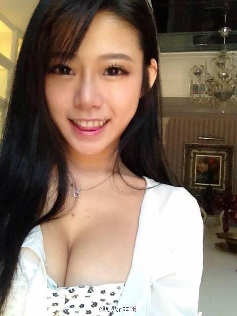 yeobtchfk's tweet photo. Gmoaninggg:3 http://t.co/0K9Z4Dtuym