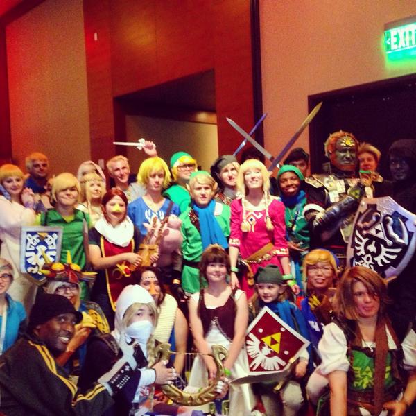NintendoAmerica's tweet image. Our #HyruleWarriors fan gathering is full of cosplayers from the Zelda universe. Who can you spot in the crowd?