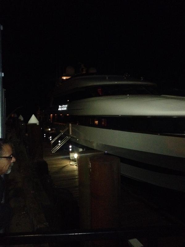 dox2424's tweet photo. Jimmie's in town http://t.co/rJh7jWrnlz