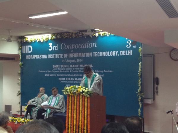 ponguru's tweet image. Our Director, Prof. Pankaj Jalote givig his institute yearly update. #IIITDConvocation #IIITD