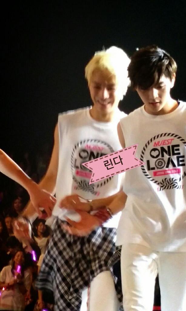 BwW8OblCcAAFnZf.jpg:large