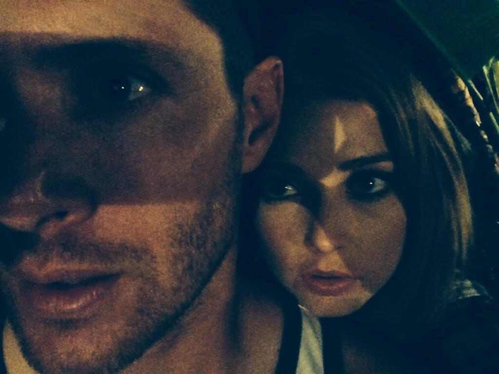 Le Twitter/FB/Insta de Jensen et Danneel BwWqB9GIYAATD45