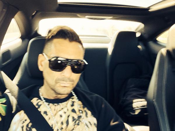 De regreso a BA que tengan un feliz domingo en  familia.