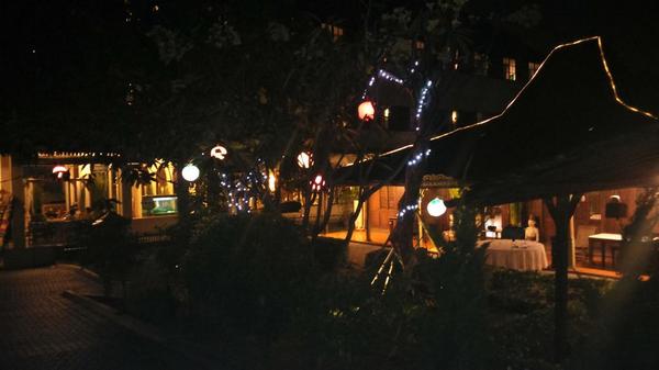 Night in <a href="/balaisarwono/">Balai Sarwono</a>
