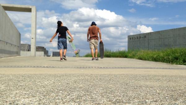 yask8er's tweet image. 夏の終わりに久しぶりに娘とskate