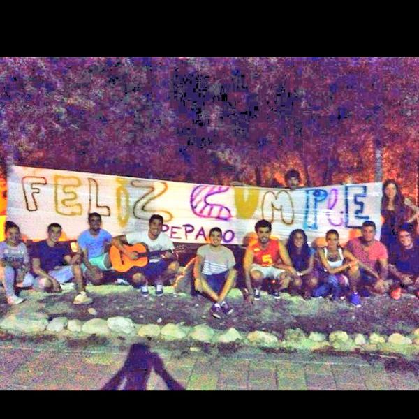 Que buena noche de mojí pintadas y cantes#noSeQuejaraDeCumplePepaco
