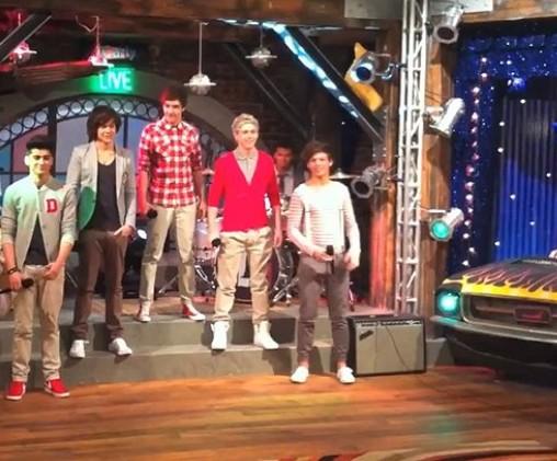stylesroby1D's tweet photo. Adoro questa puntata di i Carly,e la mia preferita http://t.co/15LSKZMYL5