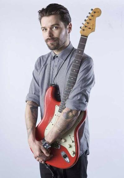 Happy birthday Simon Neil, you beautiful specimen 