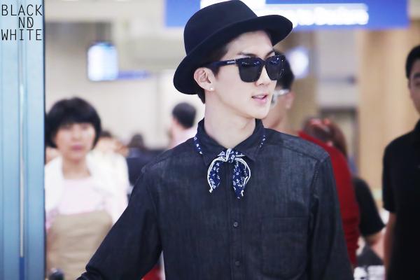 BLACK&WHITE tweet media