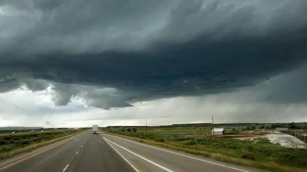n2brown38's tweet photo. @BobVanDillen going to Washington State from Buffalo New York. there was snow in Wyoming and rain alone the way. :-) http://t.co/K398i450Lt