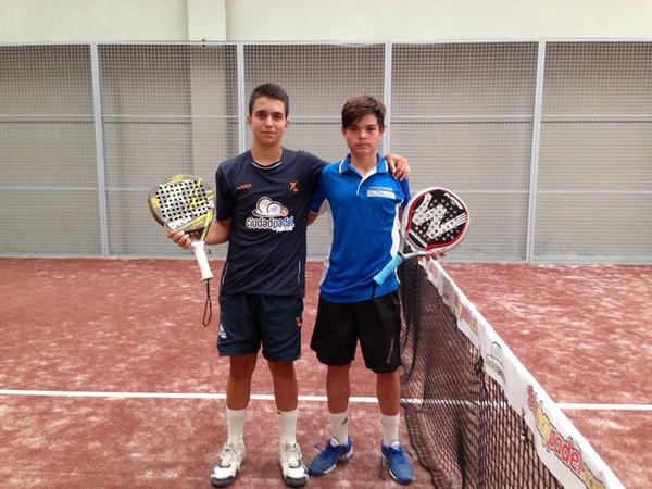 pedrobela112's tweet photo. Vamos que queda poco para el campeonato de España de padel el miércoles a las 21:45 primera ronda http://t.co/a7ZlQy8DnN