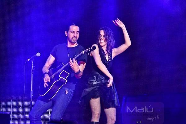 RobertoVozme's tweet photo. Oleeee los hermanos guapos y flamencos!!!! Con @JoseDeLucia @_MaluOficial_ que arte!!! http://t.co/ZYsQ7qYR1O