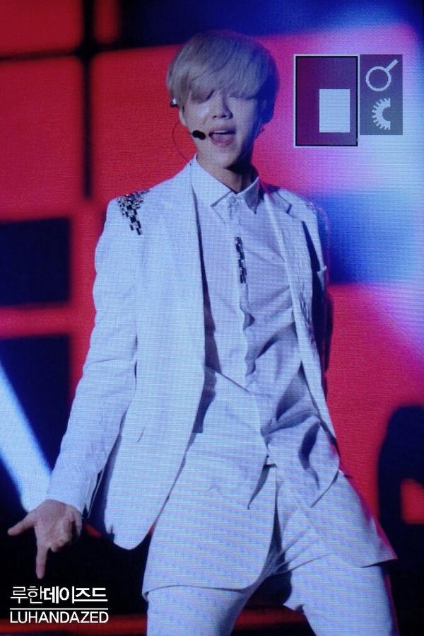 [PREVIEW] 140831 Lotte Duty Free Family Concert [110P] BwXodrbCIAIT7vs